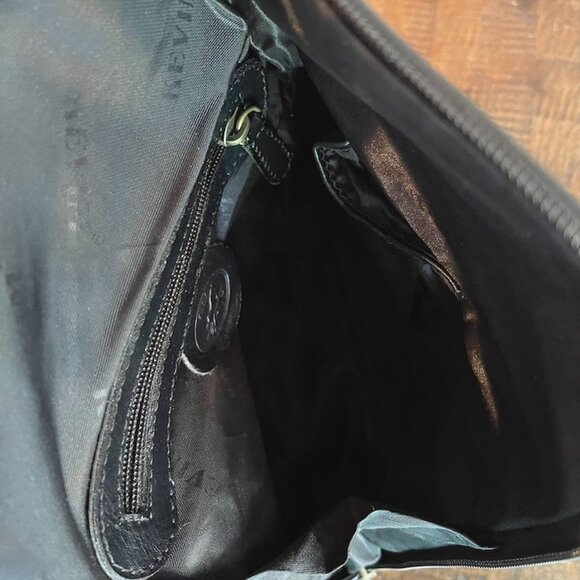 Leather Backpack Slim Medium NEW - Picture 3 of 4